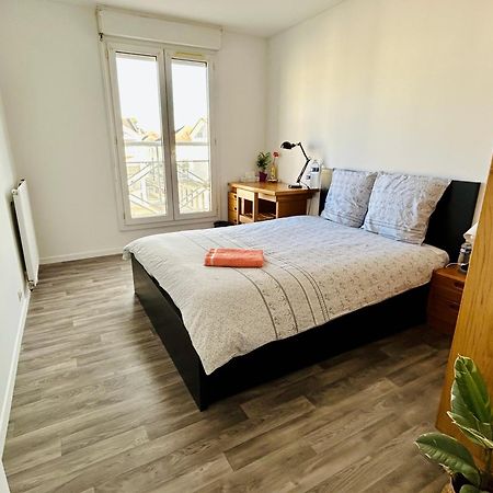 Jolie Chambre 3Minutes De La Gare Rer A Bussy-Saint-Georges Eksteriør bilde