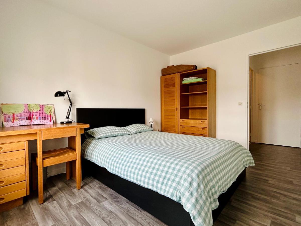 Jolie Chambre 3Minutes De La Gare Rer A Bussy-Saint-Georges Eksteriør bilde