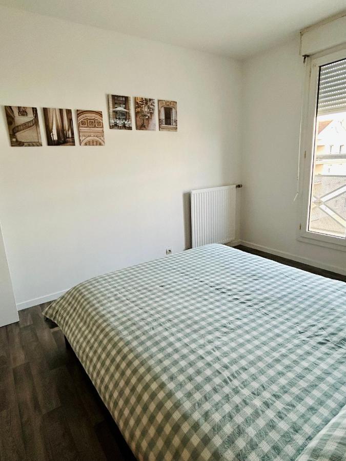 Jolie Chambre 3Minutes De La Gare Rer A Bussy-Saint-Georges Eksteriør bilde